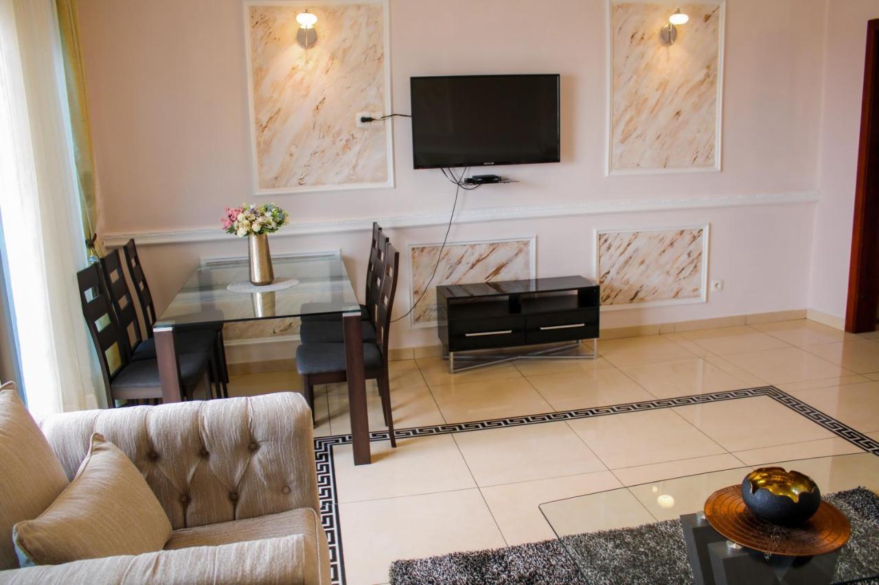 Residence Le Carat Bonapriso Douala Eksteriør billede