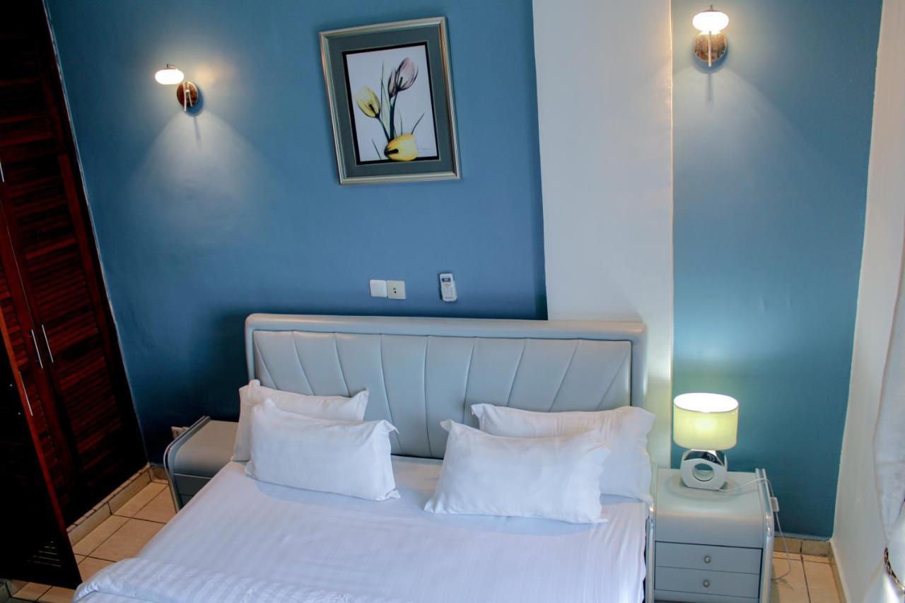 Residence Le Carat Bonapriso Douala Eksteriør billede