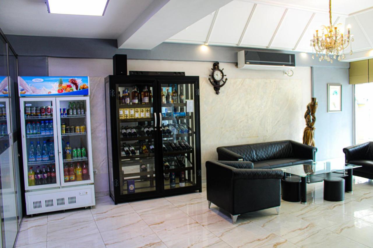 Residence Le Carat Bonapriso Douala Eksteriør billede
