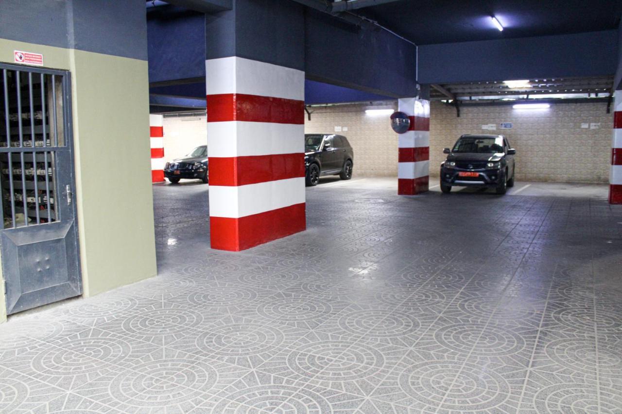 Residence Le Carat Bonapriso Douala Eksteriør billede