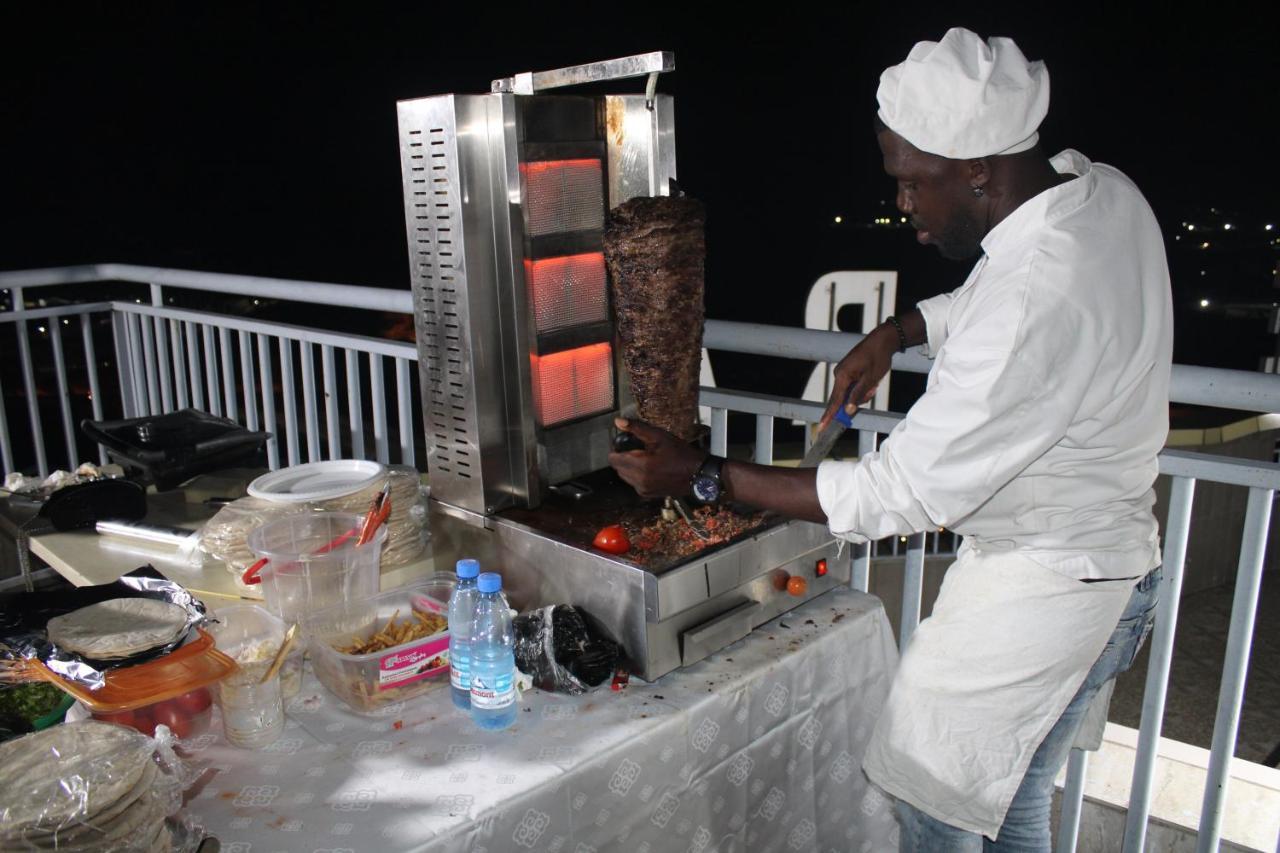 Residence Le Carat Bonapriso Douala Eksteriør billede